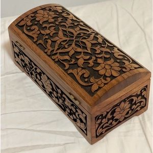 Handcrafted jewelry box